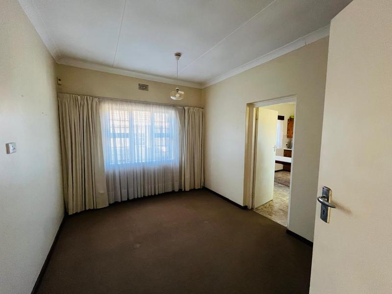 4 Bedroom Property for Sale in Cambridge West Eastern Cape